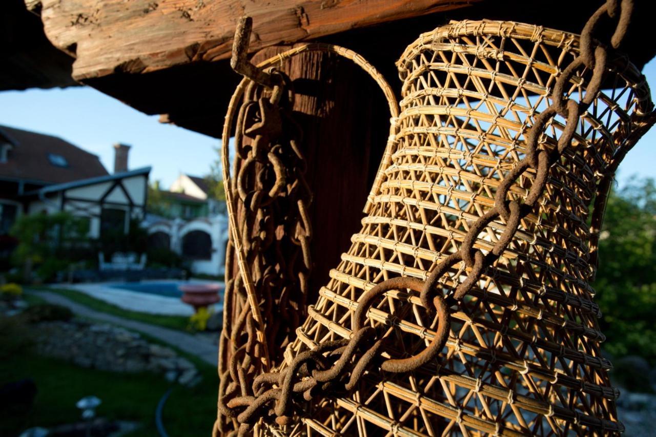 Lichtenstein Lva Apartman Břeclav Buitenkant foto