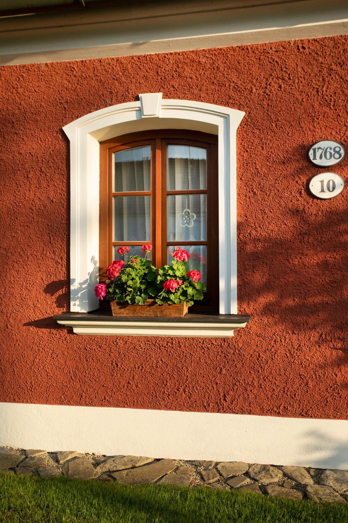 Lichtenstein Lva Apartman Břeclav Buitenkant foto