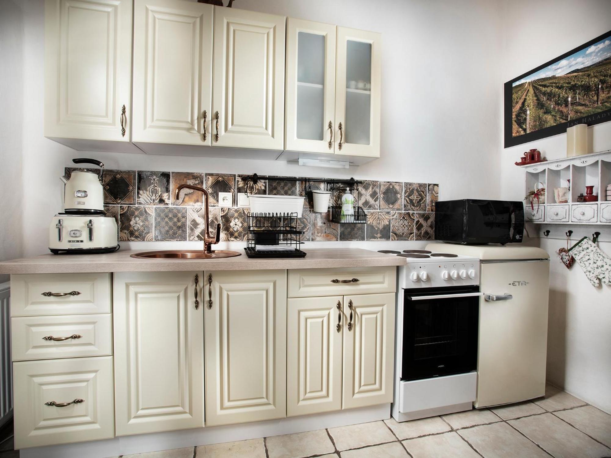 Lichtenstein Lva Apartman Břeclav Buitenkant foto